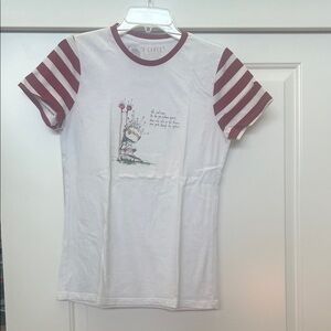 Women’s Tim Burton design white tee with red stripes sz XL fits more like a M-L